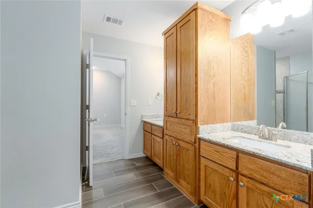 $410,000 | 320 Sunrise Hills, Lampasas, TX 76550