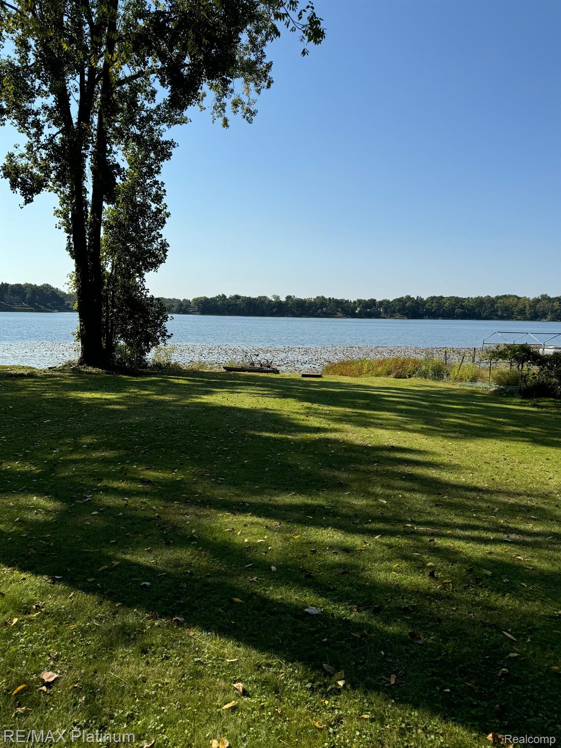 6150 Cowell Road Brighton, MI 48116 - Photo 5 of 16 Winans Lake