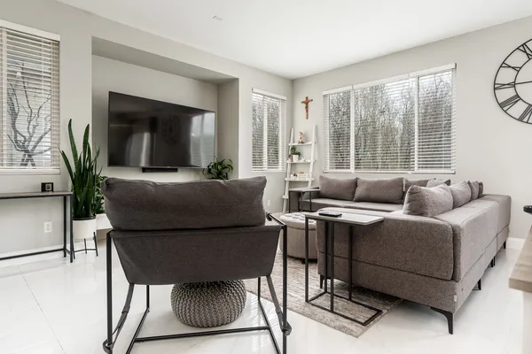 $229,900 | 6307 Commonwealth Drive, Unit 1, Loves Park, IL 61111