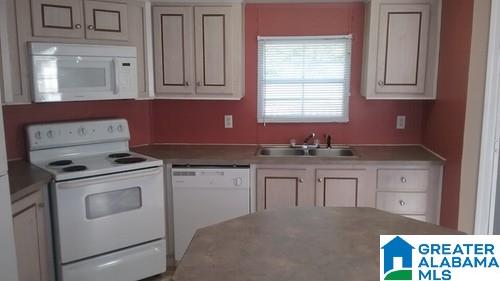 153 Crow Farm Road Jacksonville, AL 36265 - Photo 3 of 11