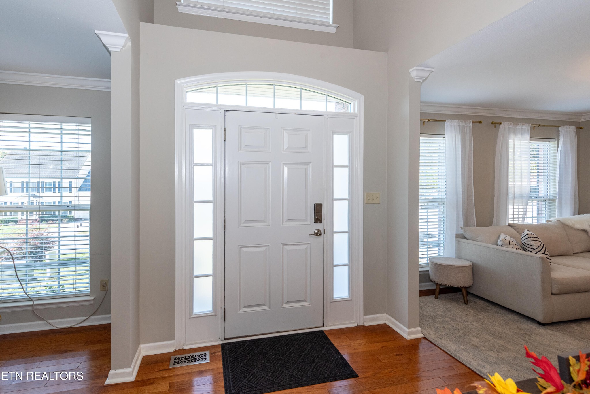 1600 Legacy Park Road Knoxville, TN 37922 - Photo 6 of 58 a living room with furniture and a window