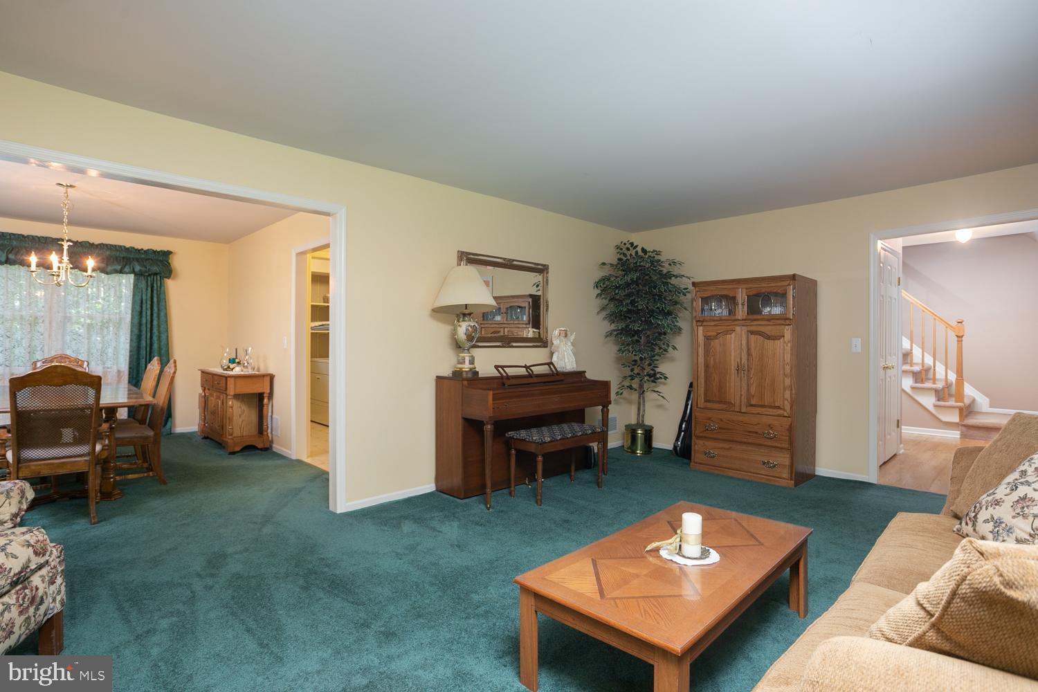 43 Highbridge Road Trenton, NJ 08620 - Photo 8 of 35