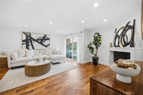 $609,000 | 355 South Madison Avenue, Unit 224, Pasadena, CA 91101