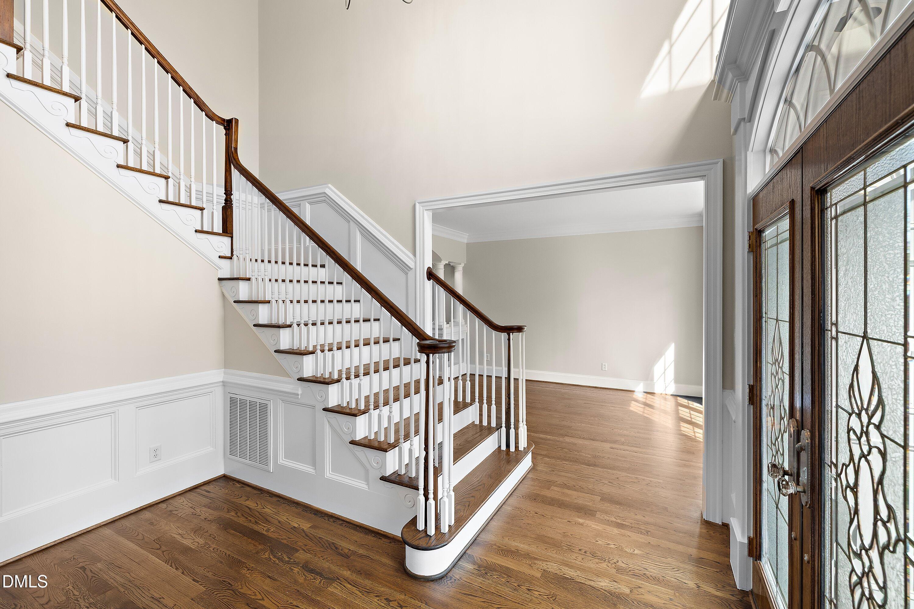 1525 Eglantyne Court Raleigh, NC 27613 - Photo 7 of 105 012-1525 Eglantyne_3373