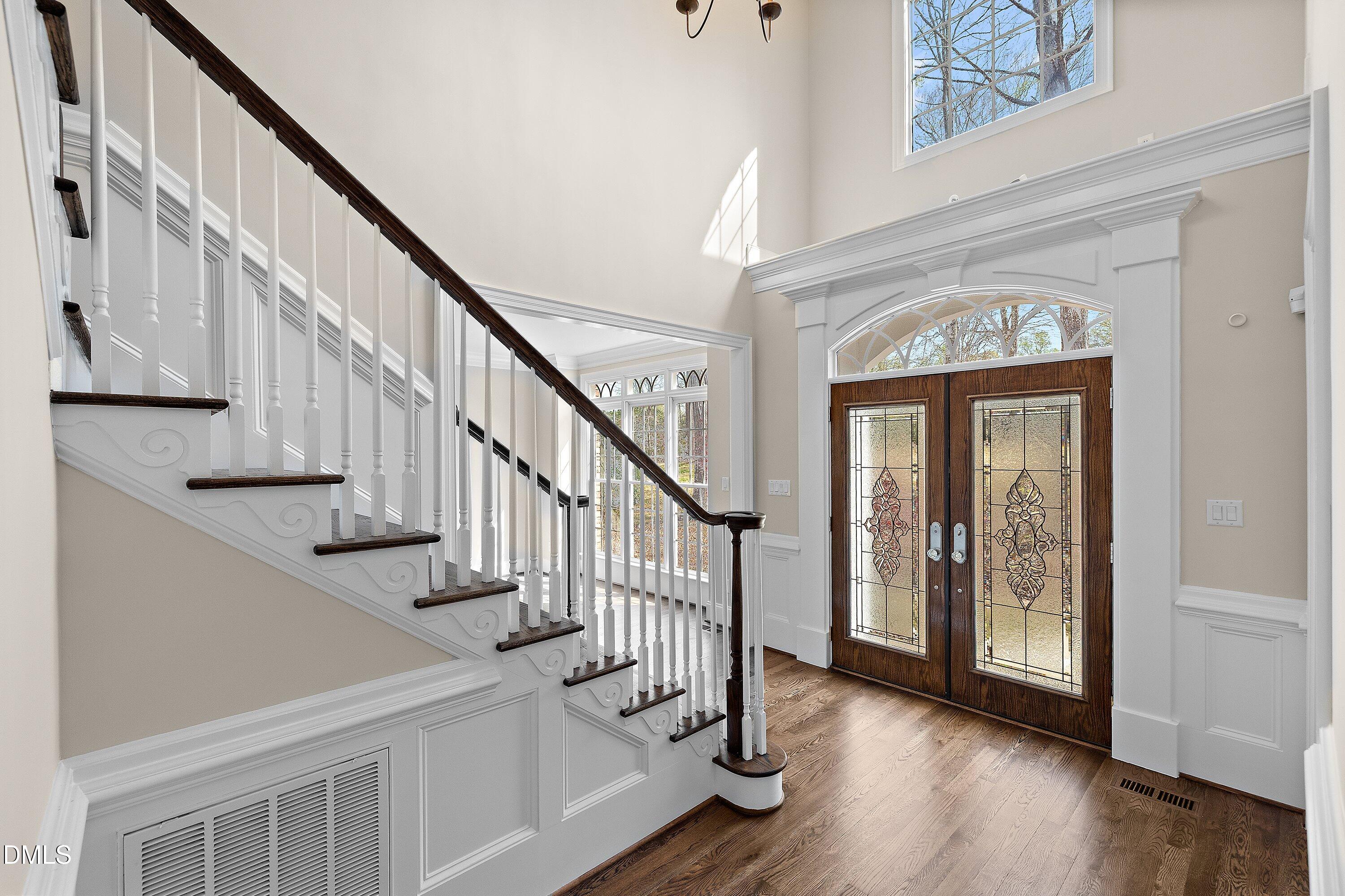 1525 Eglantyne Court Raleigh, NC 27613 - Photo 3 of 105 007-1525 Eglantyne_3348