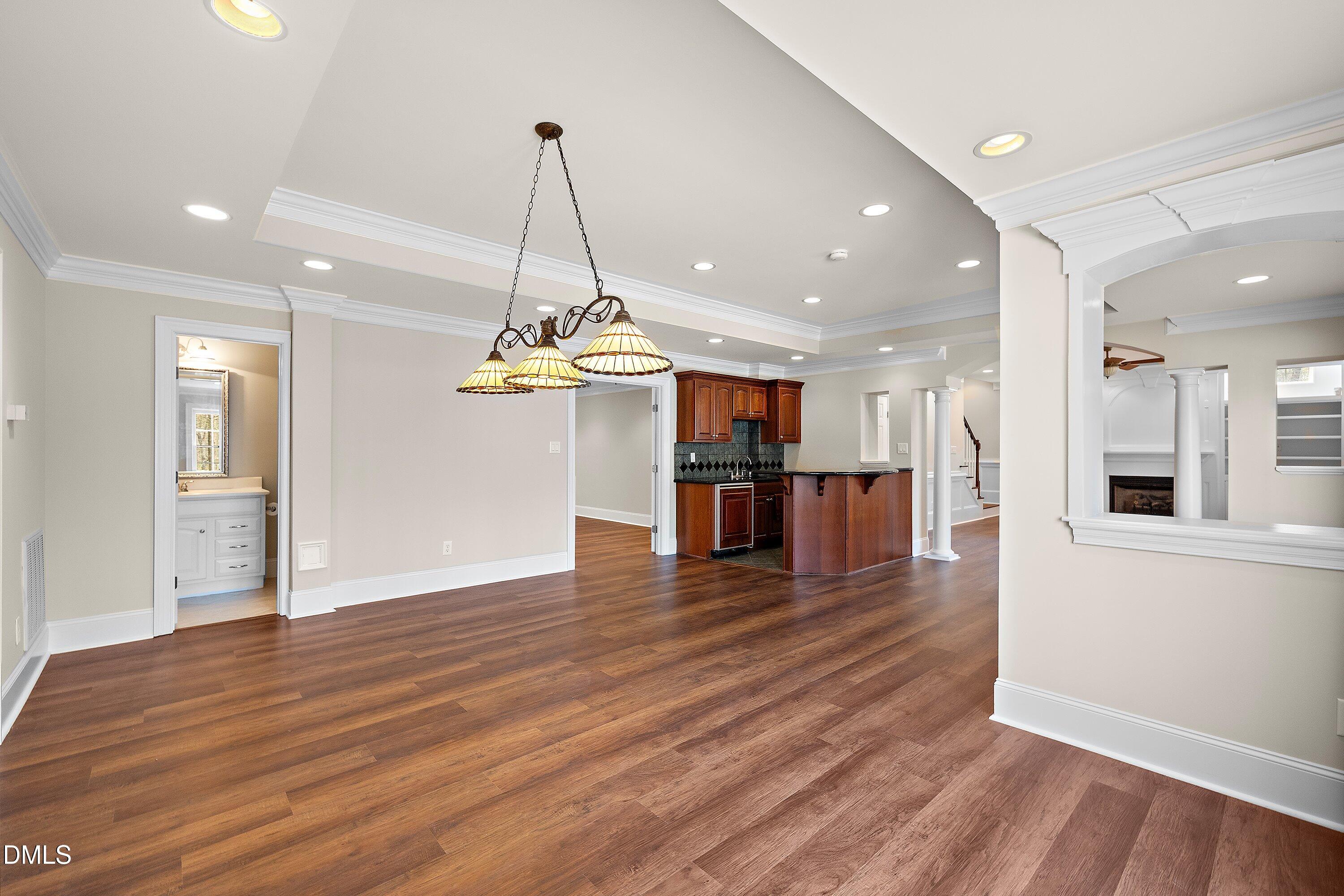 1525 Eglantyne Court Raleigh, NC 27613 - Photo 74 of 105 100-1525 Eglantyne_3810