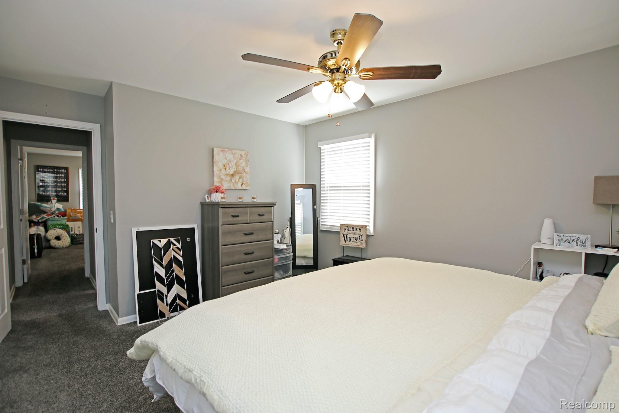 5466 Torrey Road Flint, MI 48507 - Photo 30 of 45 34) Bedroom 3.jpg