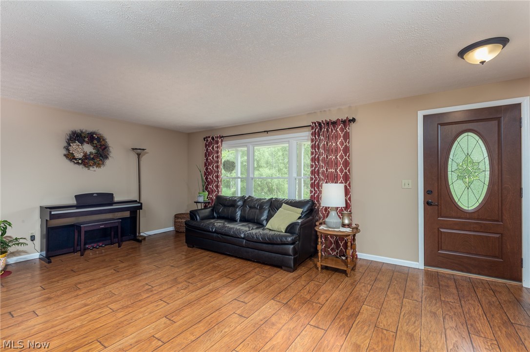 6620 Lake Road Medina, OH 44256 - Photo 17 of 33 Gallery Image 17