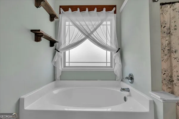 $299,000 | 102 McEwen Court, Perry, GA 31069