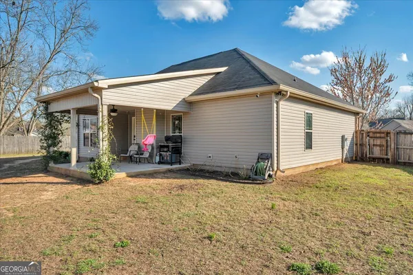 $299,000 | 102 McEwen Court, Perry, GA 31069