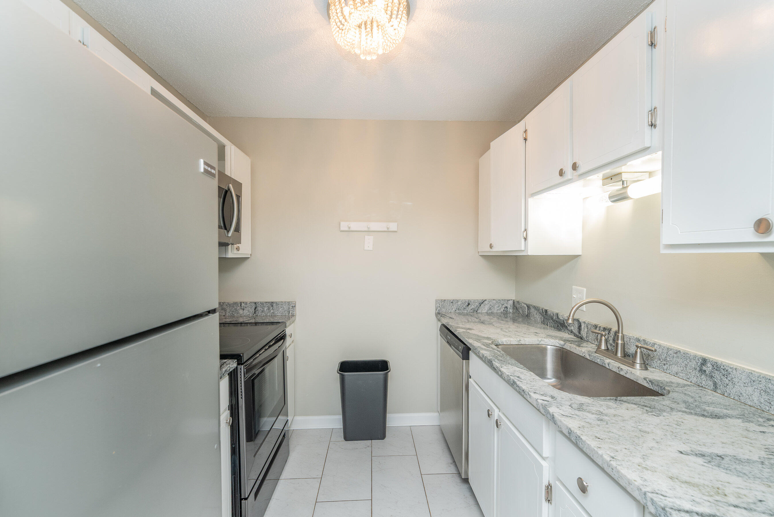 321 Laurens Street Southwest, Unit B3 Aiken, SC 29801 - Photo 11 of 25