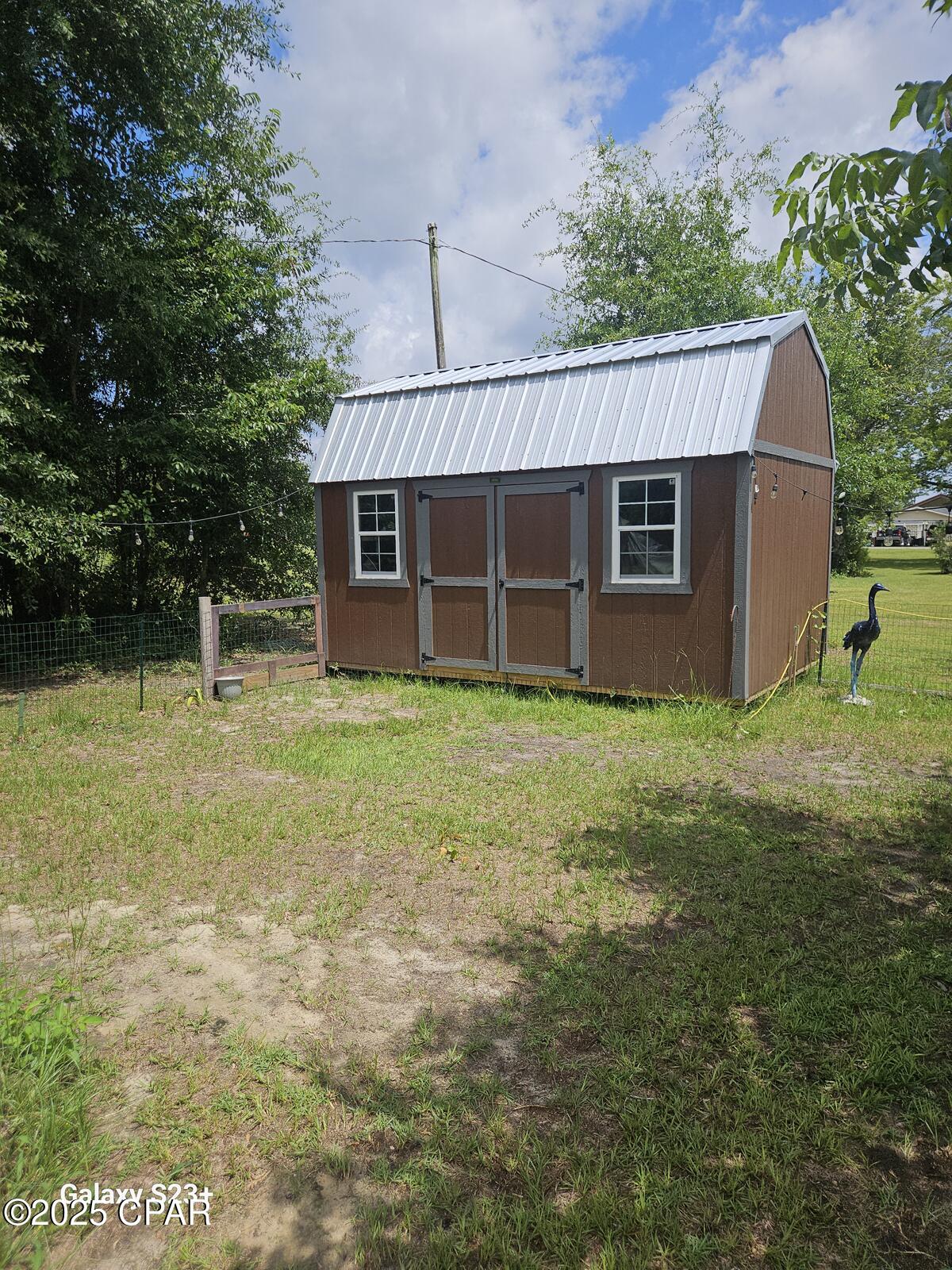 5471 10th Street Malone, FL 32445 - Photo 7 of 23