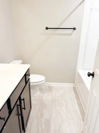 $1,095 | 305 Rowand Court, Unit 4, Clarksville, TN 37042