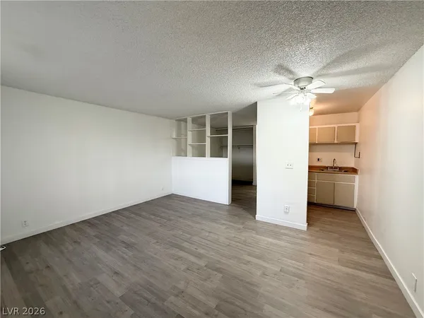 $855 | 4600 South University Center Drive, Unit 235, Las Vegas, NV 89119