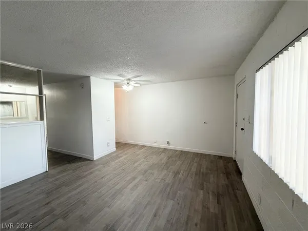 $855 | 4600 South University Center Drive, Unit 235, Las Vegas, NV 89119