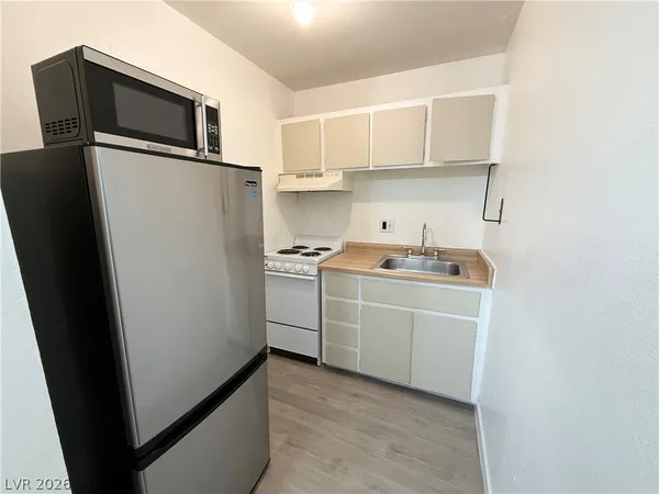 $855 | 4600 South University Center Drive, Unit 235, Las Vegas, NV 89119