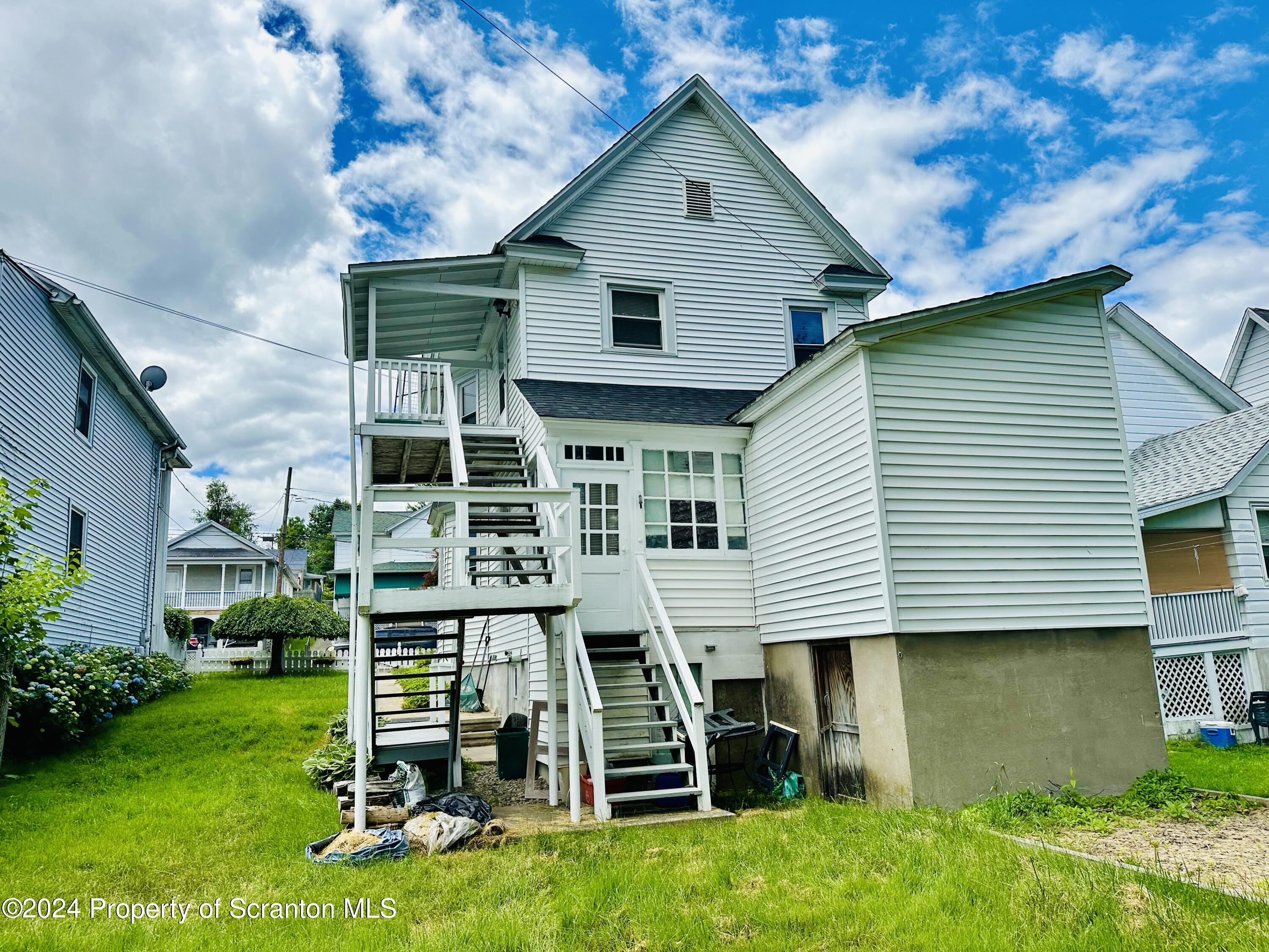 631 Cherry Street Scranton, PA 18505 - Photo 5 of 17