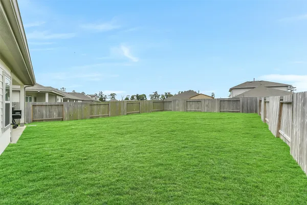 $2,000 | 14816 Crimson Peak Lane, Splendora, TX 77372