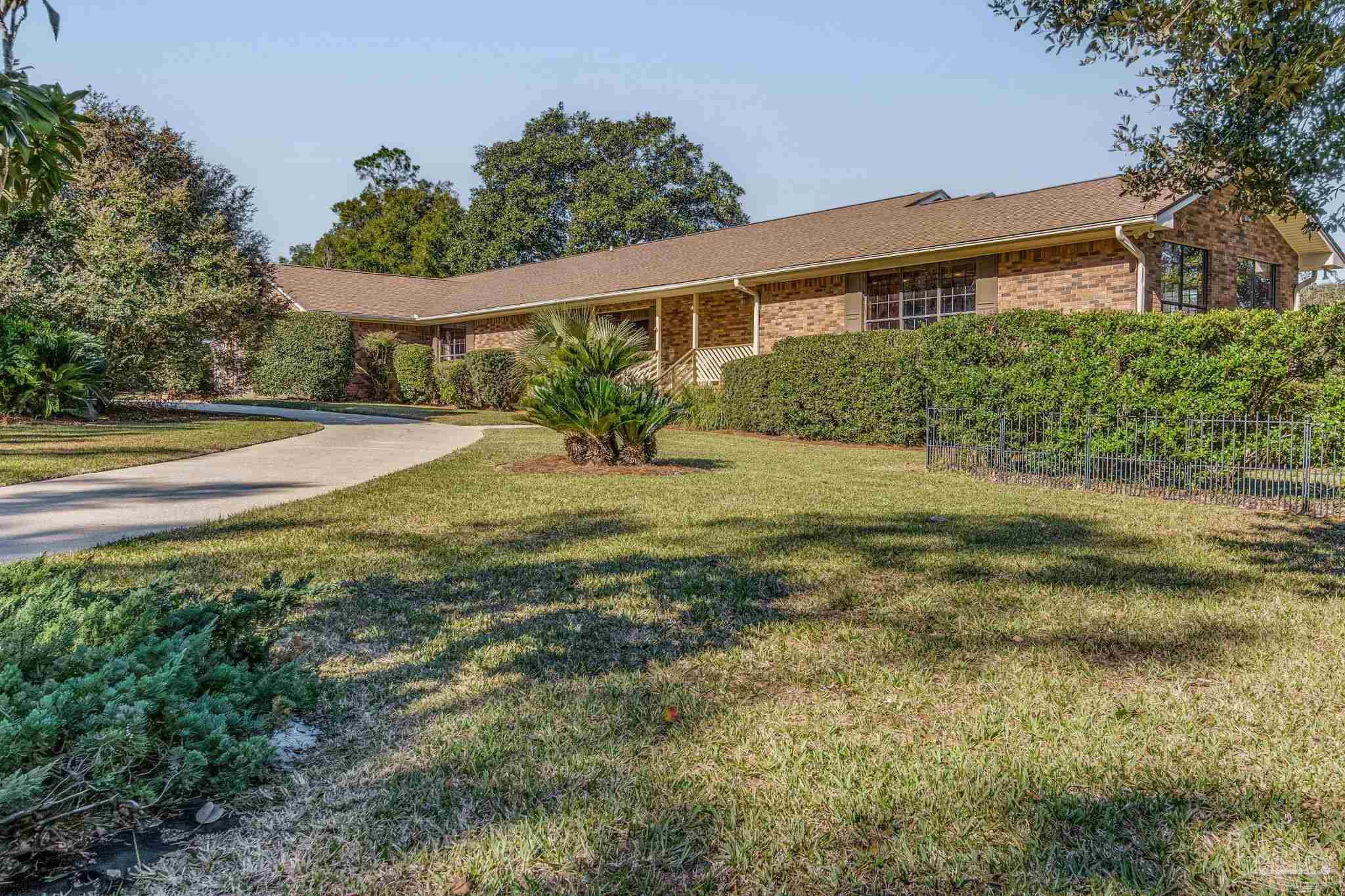 8919 Burning Tree Road Pensacola, FL 32514 - Photo 7 of 72 Gallery Image 7
