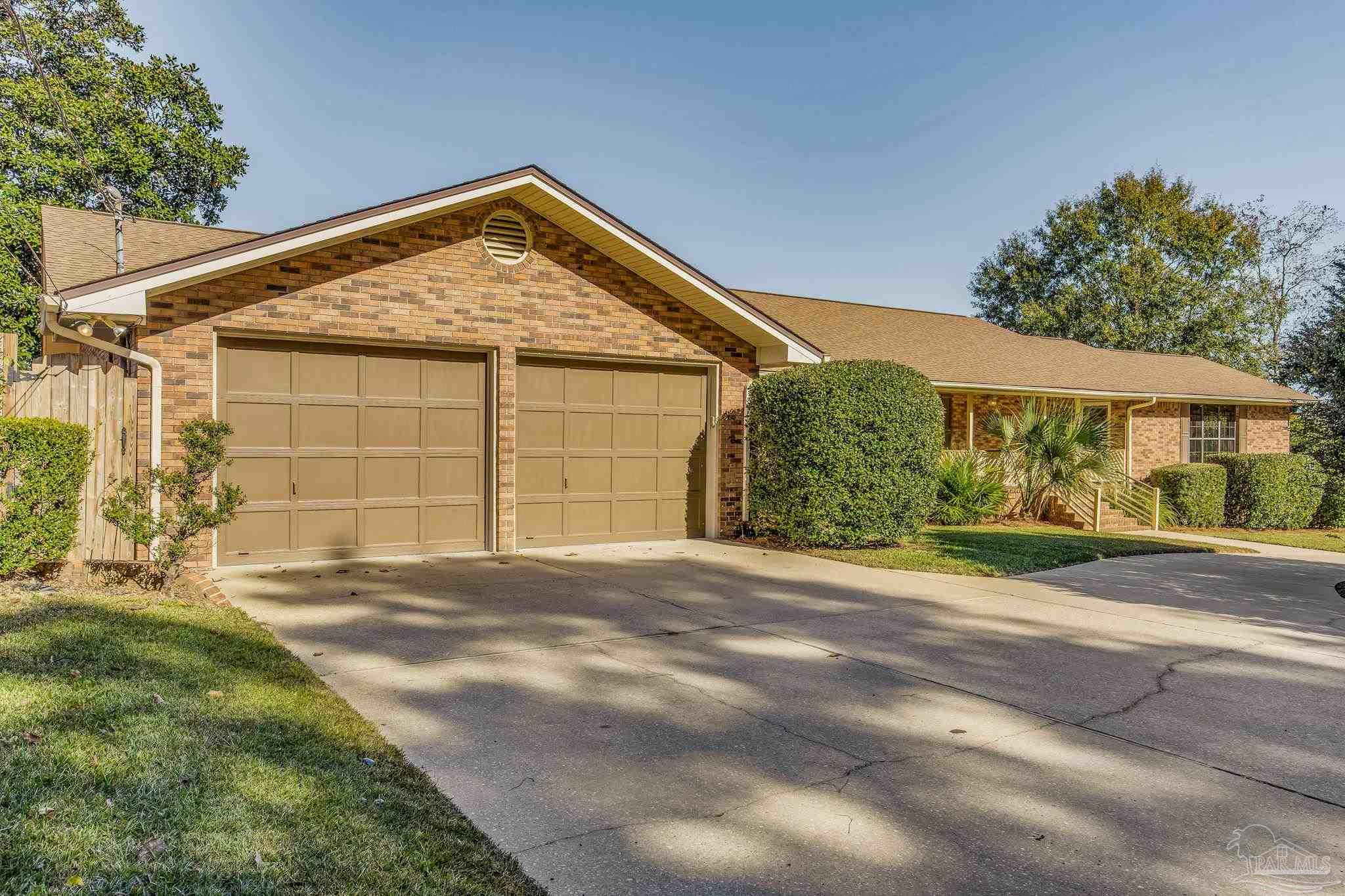 8919 Burning Tree Road Pensacola, FL 32514 - Photo 9 of 72 Gallery Image 9