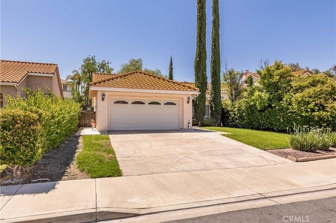 40207 Mimulus Way Temecula, CA 92591 - Photo 2 of 20 Front Yard