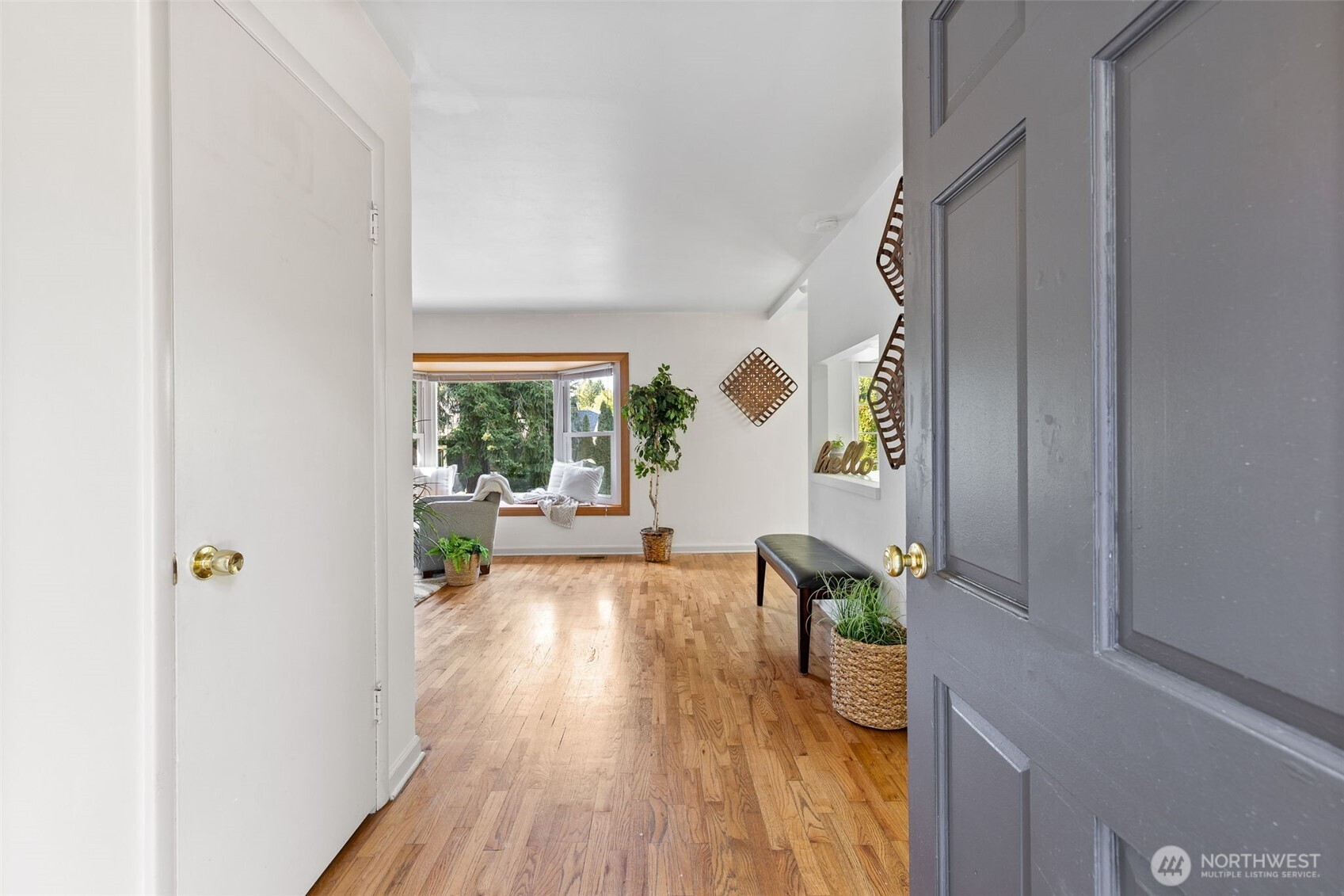 1030 Grandview Street Edmonds, WA 98020 - Photo 6 of 40