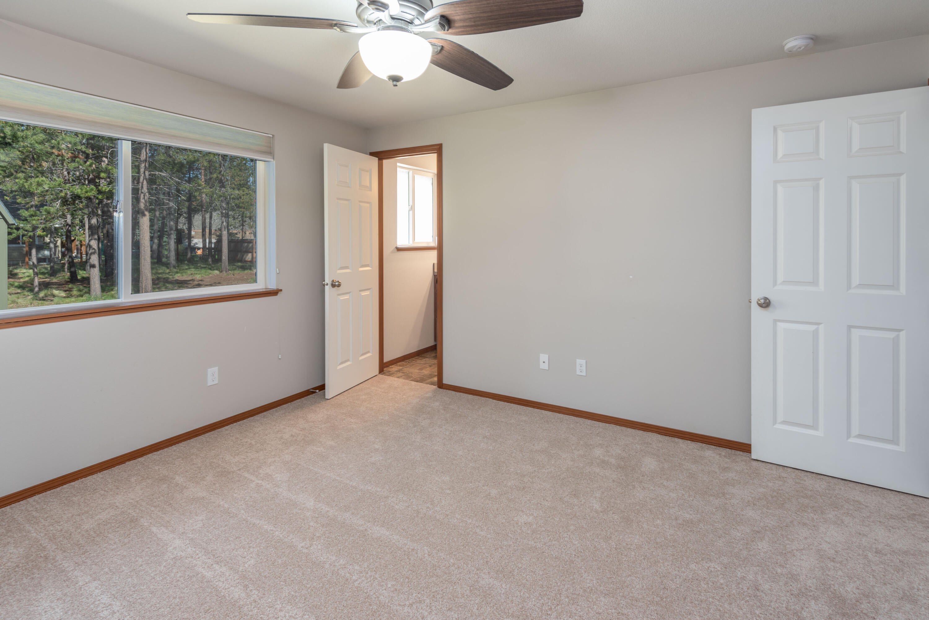 56243 Marsh Hawk Road Bend, OR 97707 - Photo 14 of 34 Primary Bedroom