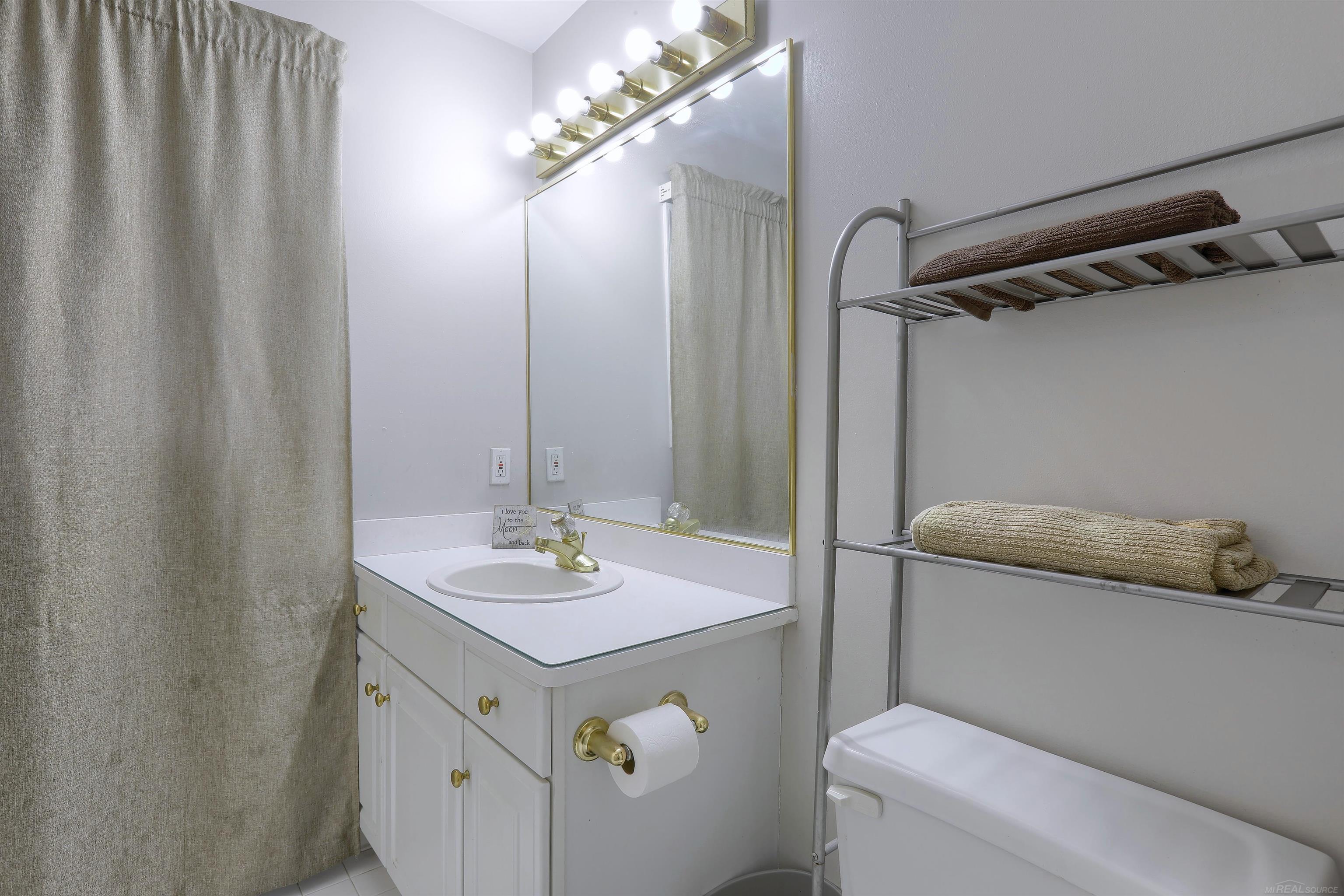 38895 Ridgeview Circle, Unit 58 Clinton Township, MI 48036 - Photo 27 of 33