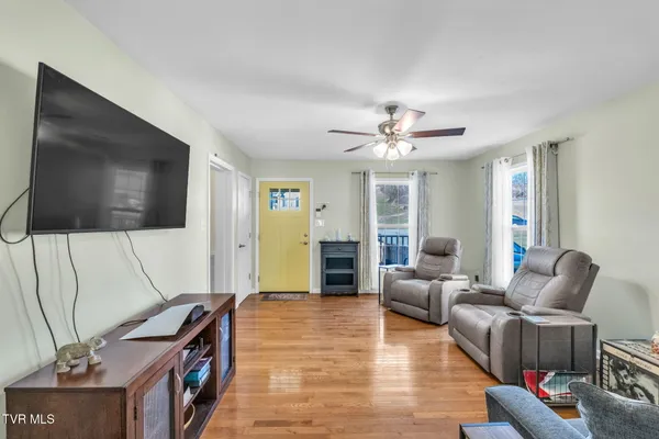 $269,900 | 18408 Fortunes Way, Abingdon, VA 24210