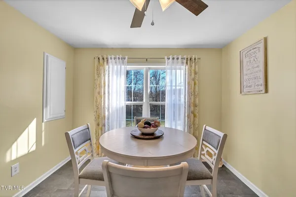 $259,900 | 18408 Fortunes Way, Abingdon, VA 24210