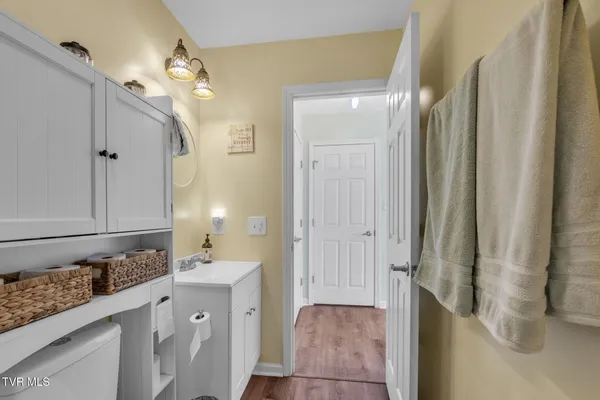 $259,900 | 18408 Fortunes Way, Abingdon, VA 24210