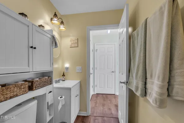 $259,900 | 18408 Fortunes Way, Abingdon, VA 24210