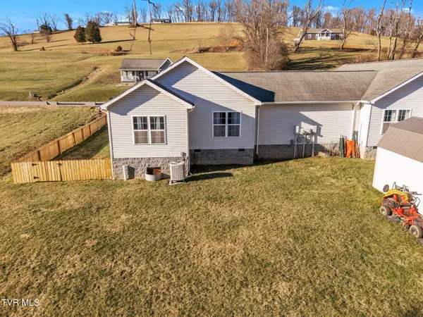 $259,900 | 18408 Fortunes Way, Abingdon, VA 24210