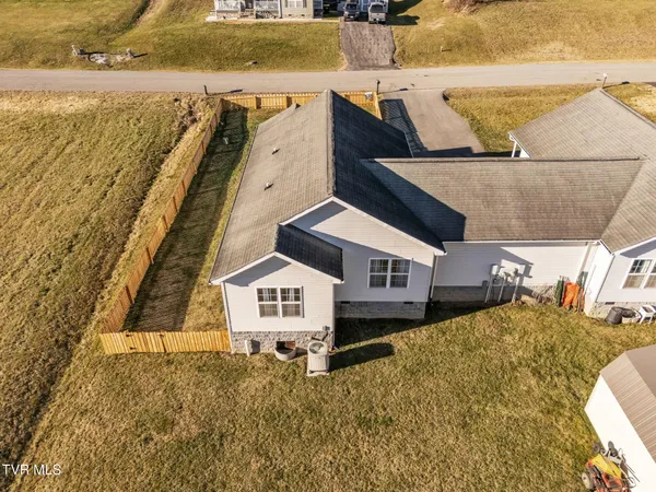 $259,900 | 18408 Fortunes Way, Abingdon, VA 24210