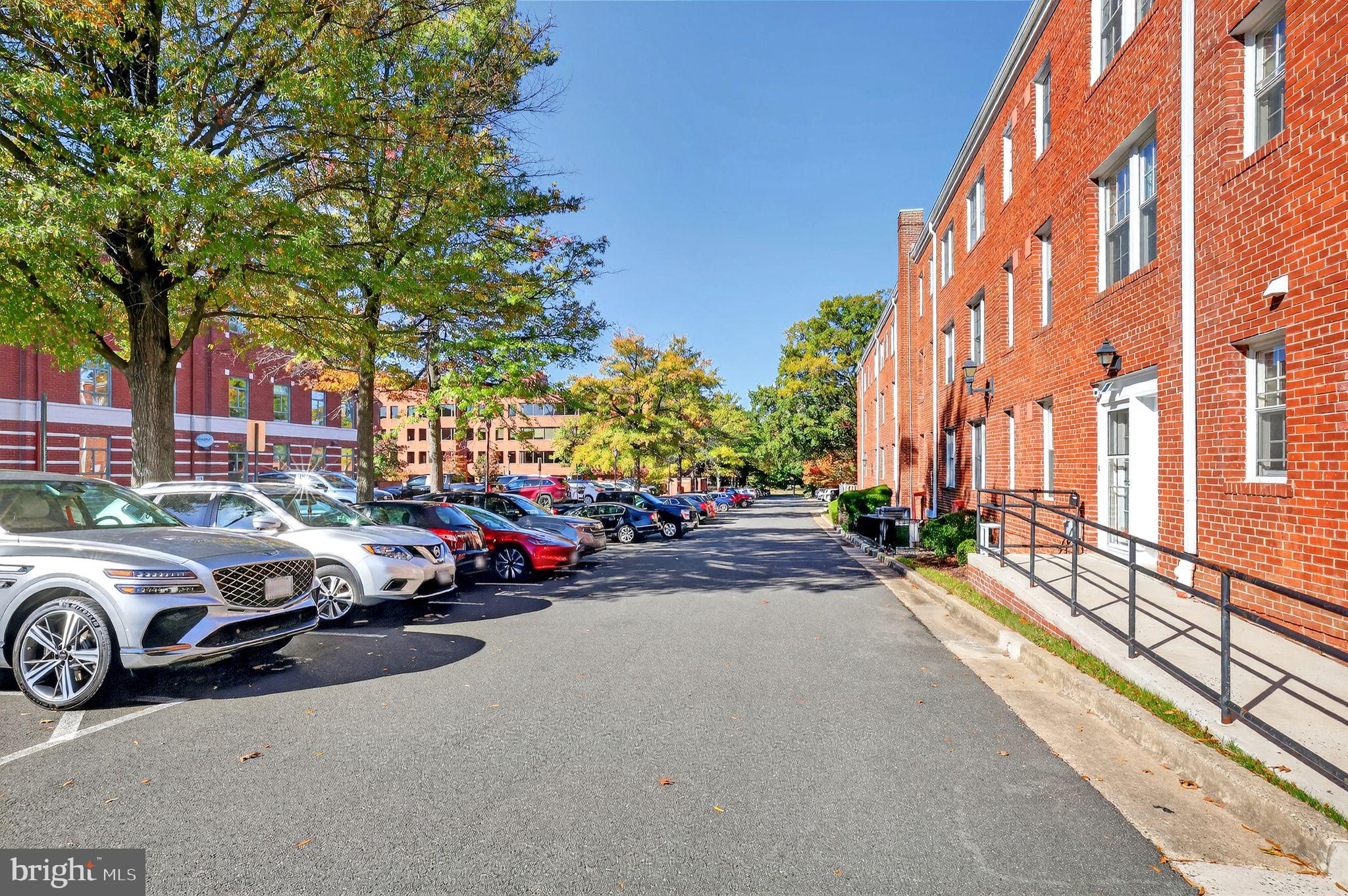 500 Bashford Lane, Unit 3321 Alexandria, VA 22314 - Photo 17 of 20 a view of a car park in front of a building