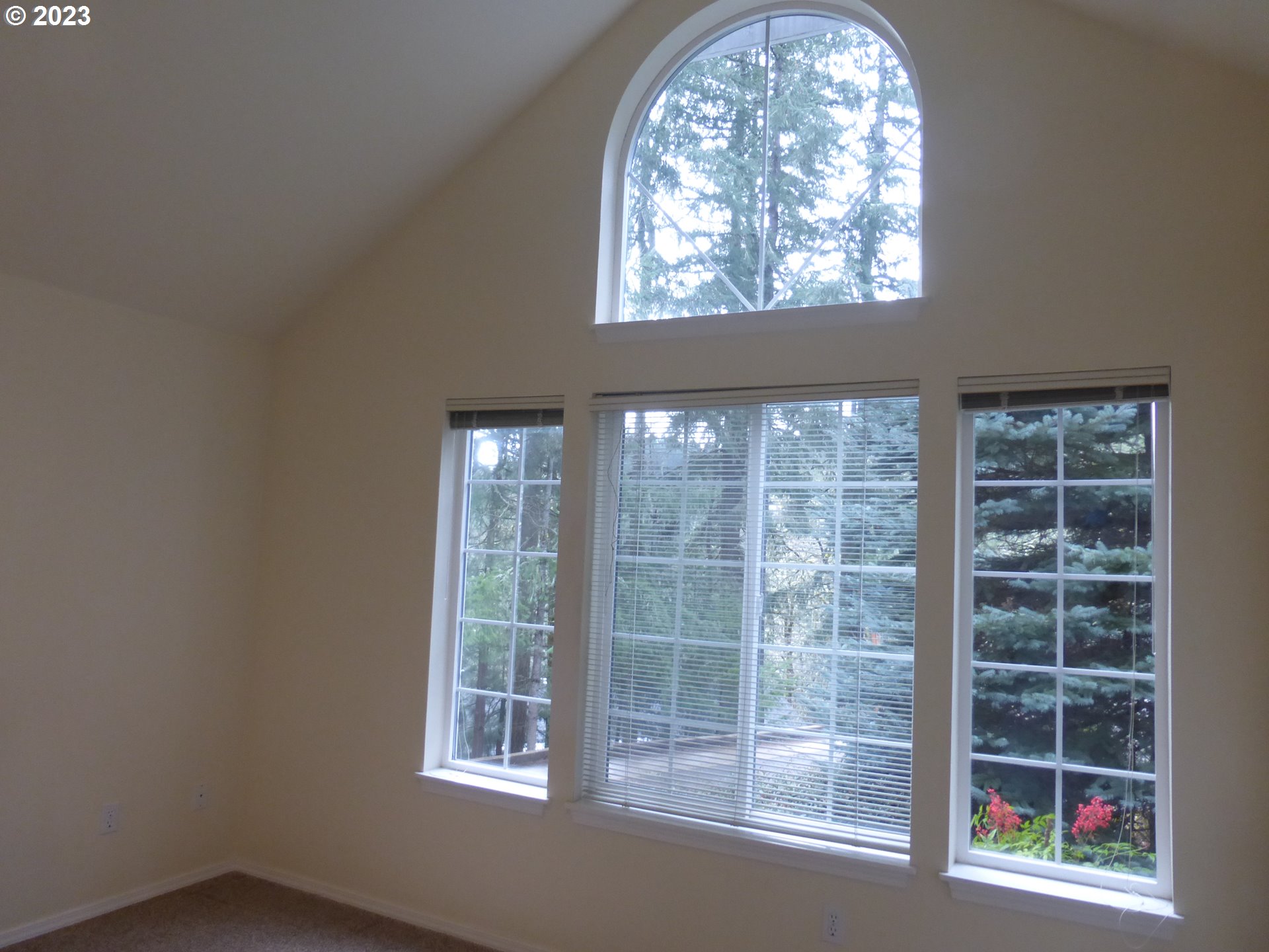 846 Brookside Drive Eugene, OR 97405 - Photo 17 of 28