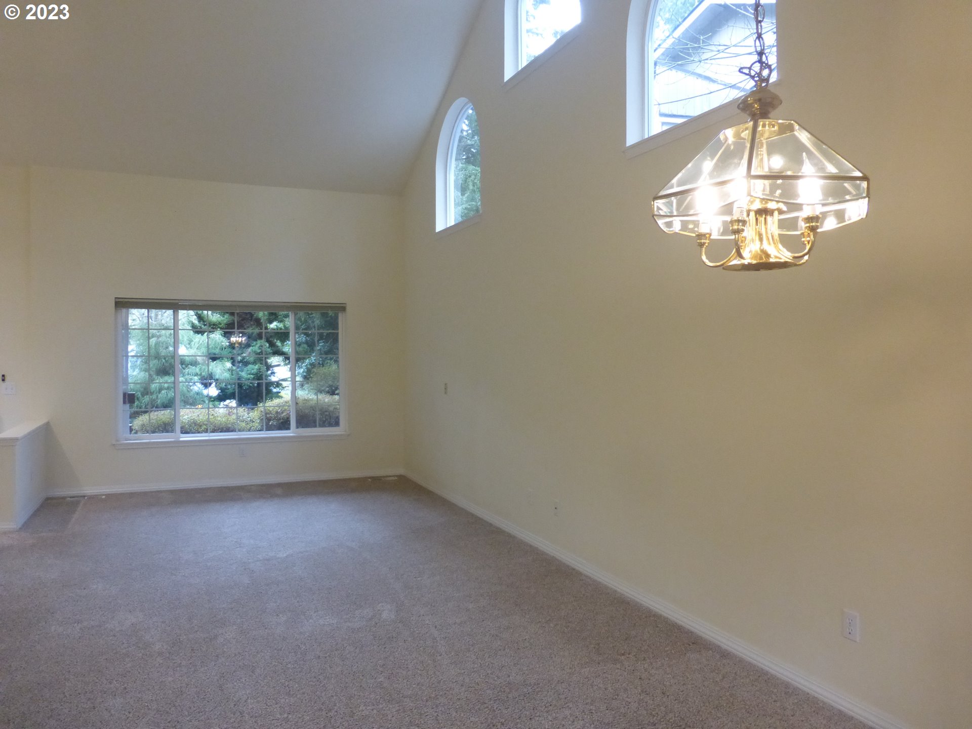 846 Brookside Drive Eugene, OR 97405 - Photo 7 of 28
