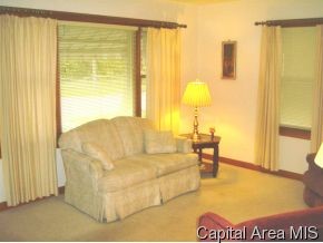 900 North Bond Street Springfield, IL 62702 - Photo 3 of 10