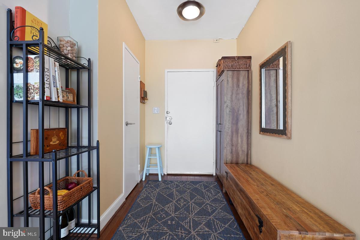 3025 Ontario Road Northwest, Unit 306 Washington, DC 20009 - Photo 4 of 29