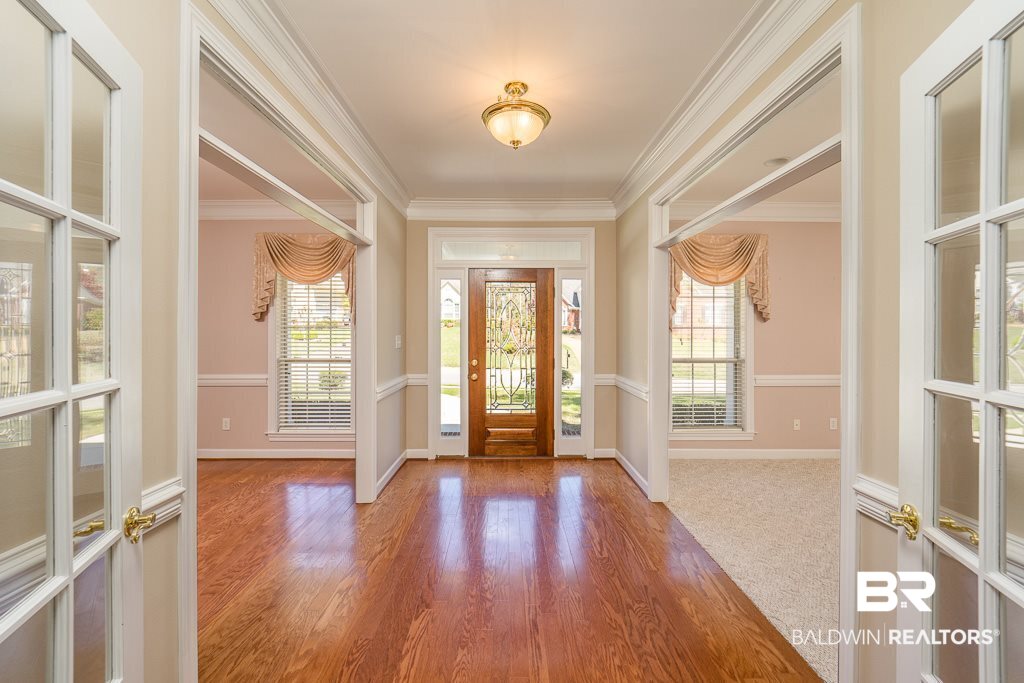 212 North Circle Fairhope, AL 36532 - Photo 2 of 29 Entry Hall