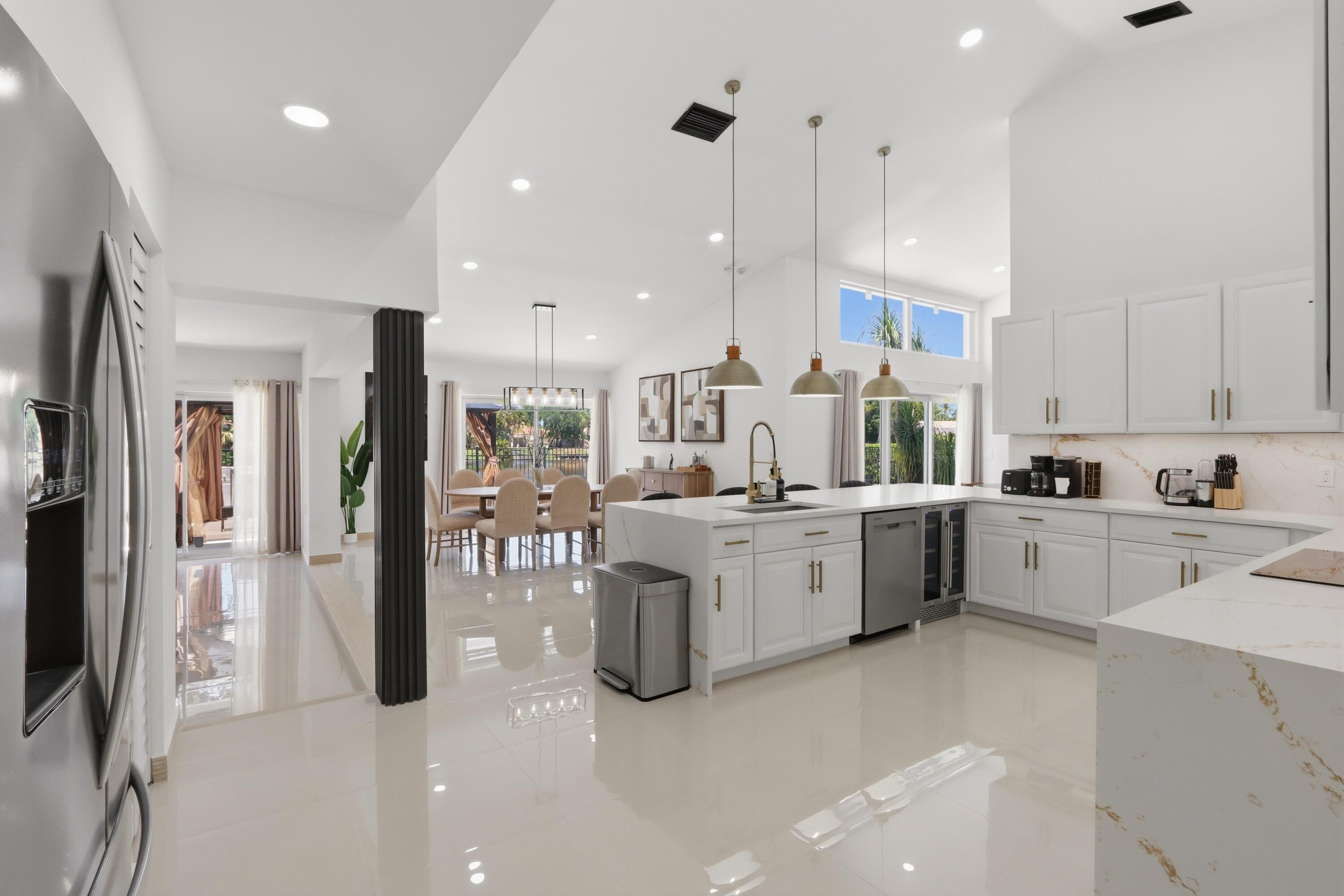 12725 Kingsway Road Wellington, FL 33414 - Photo 7 of 33 018-060-Kitchen-4200x2800