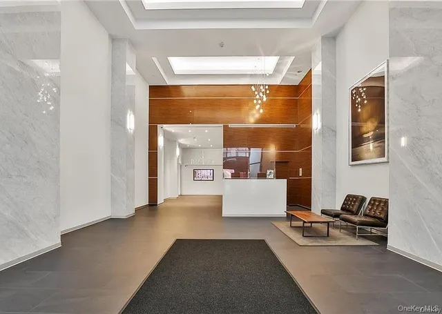 $2,850 | 4 Martine Avenue, Unit 1402, White Plains, NY 10606