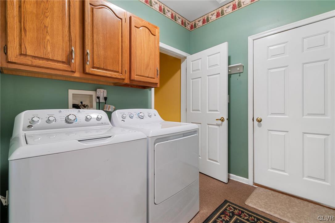 1882 Gregory Place Hellertown, PA 18055 - Photo 21 of 28 a utility room with dryer and washer