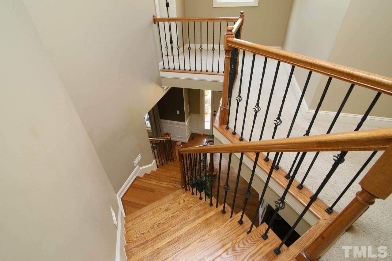 4205 Oakthorne Way Raleigh, NC 27613 - Photo 15 of 25 Gallery Image 15