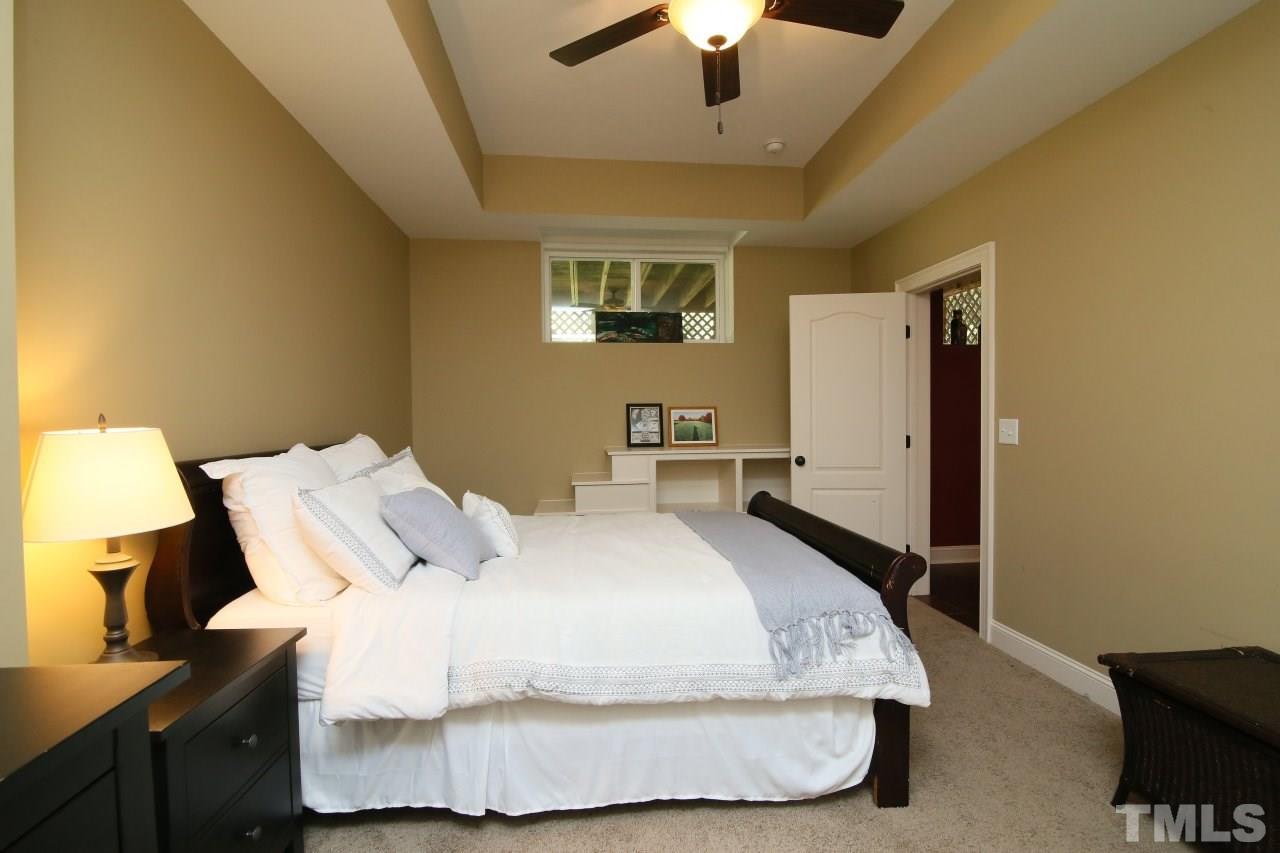 4205 Oakthorne Way Raleigh, NC 27613 - Photo 20 of 25 Gallery Image 20