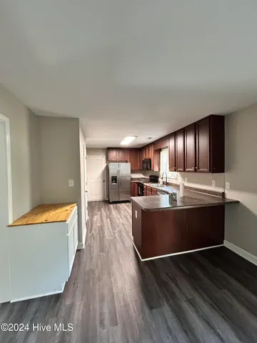 $1,650 | 106 Blueberry Fields Road, Maple Hill, NC 28454