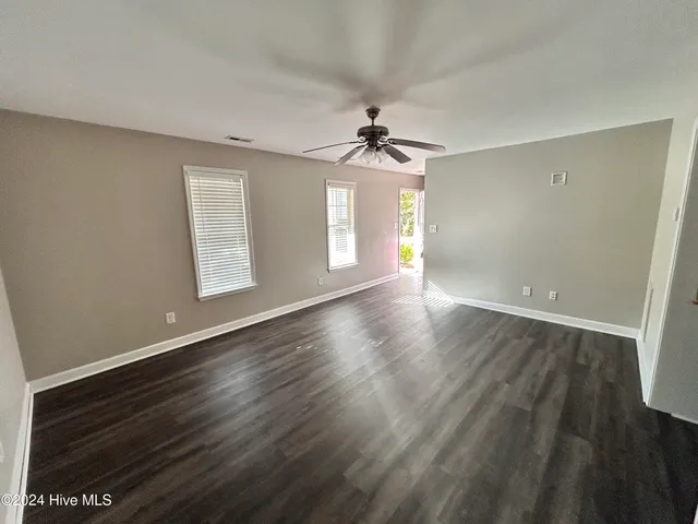 $1,650 | 106 Blueberry Fields Road, Maple Hill, NC 28454