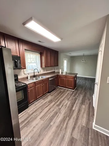 $1,650 | 106 Blueberry Fields Road, Maple Hill, NC 28454