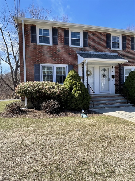 27 Clough Road, Unit 27 Dedham, MA 02026 - Photo 14 of 17
