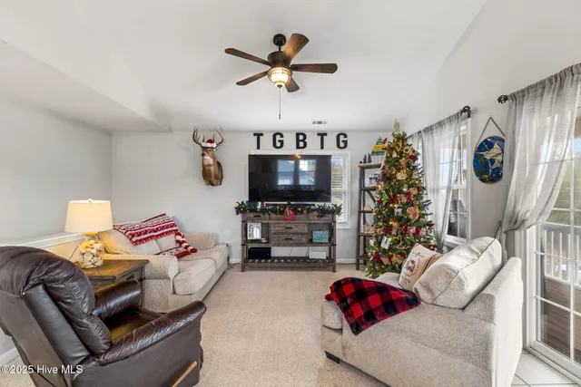 $655,000 | 813 Driftwood Drive, Hampstead, NC 28443